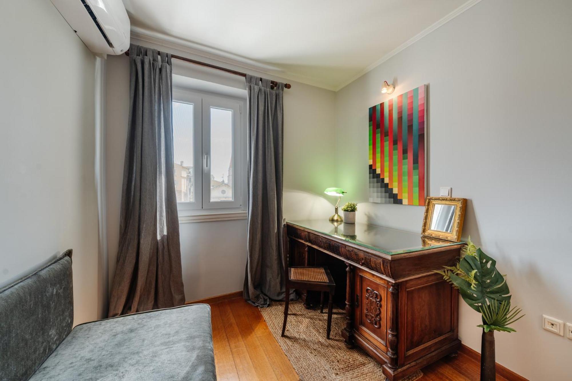 "San Giacomo Square Apt." In The Heart Of Old Town Corfu  Eksteriør billede